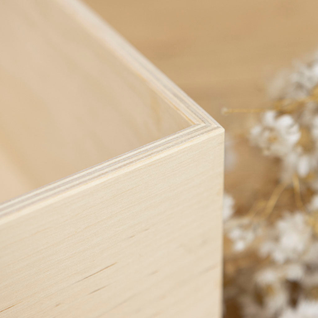 Hochwertige Erinnerungsbox aus Holz