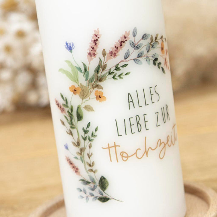 Alles Liebe zur Hochzeit als Kerze mit Blumenkranz modern