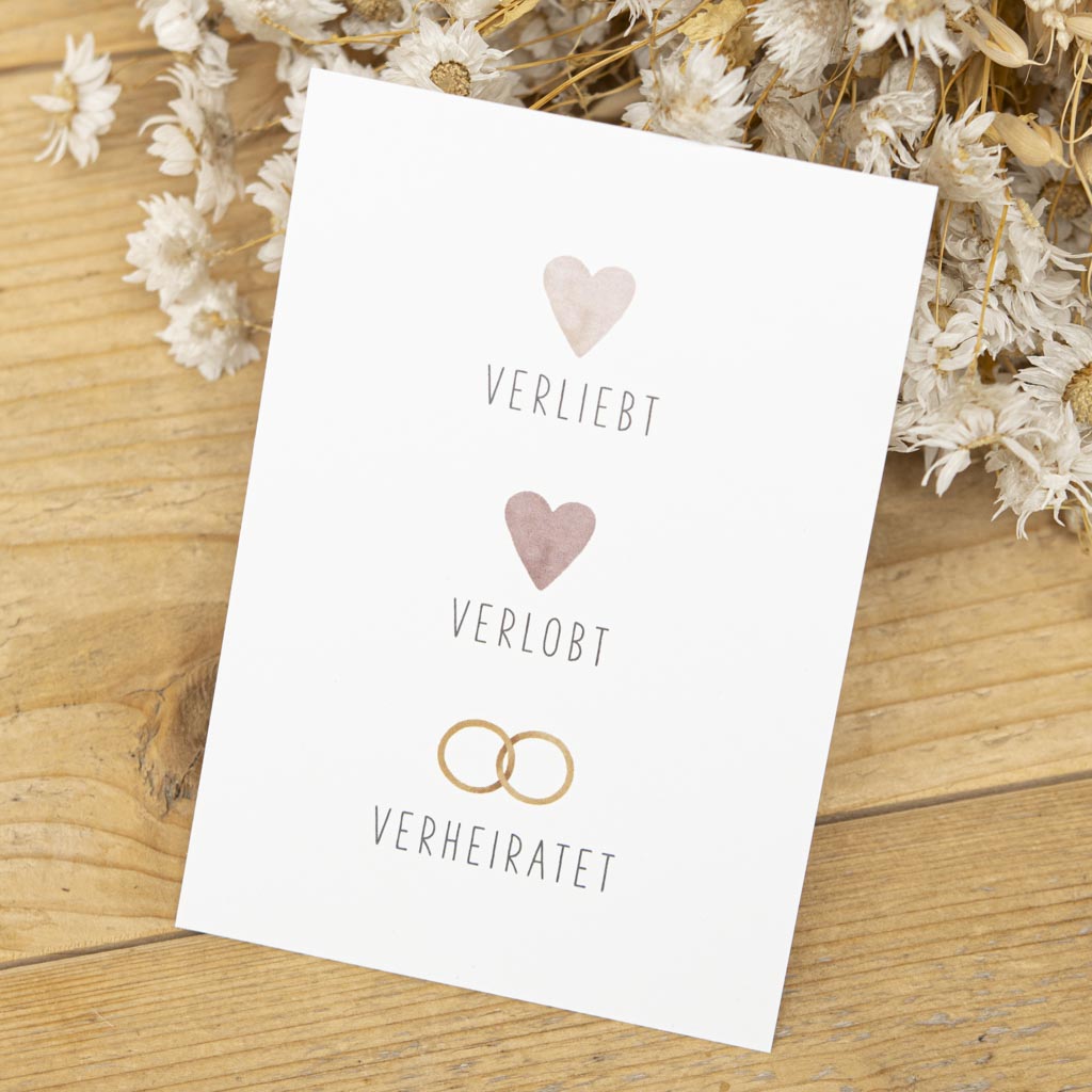 Grußkarte „Verliebt, verlobt, verheiratet“ – Valentinskarte, DIN A6