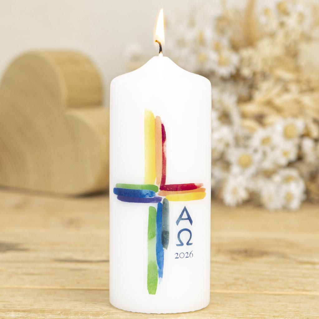 Osterkerze Regenbogen Kreuz 2026