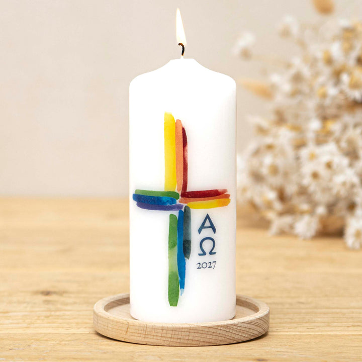 Osterkerze 2027 Kreuz in Regenbogen Farben
