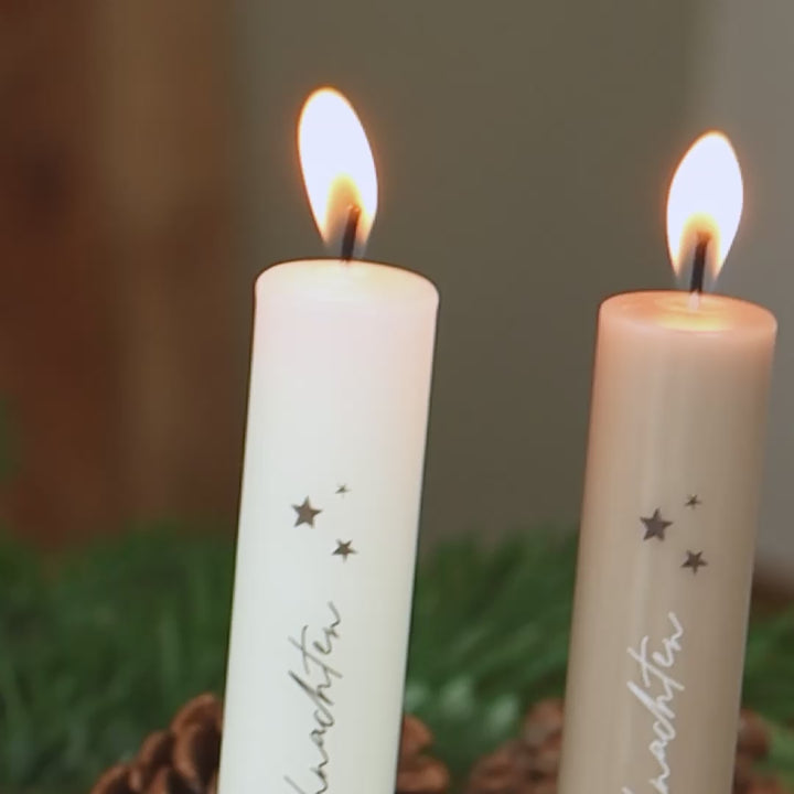 Stabkerze Frohe Weihnachten in 2 Farben als Geschenk mit Stabkerzenhaltern