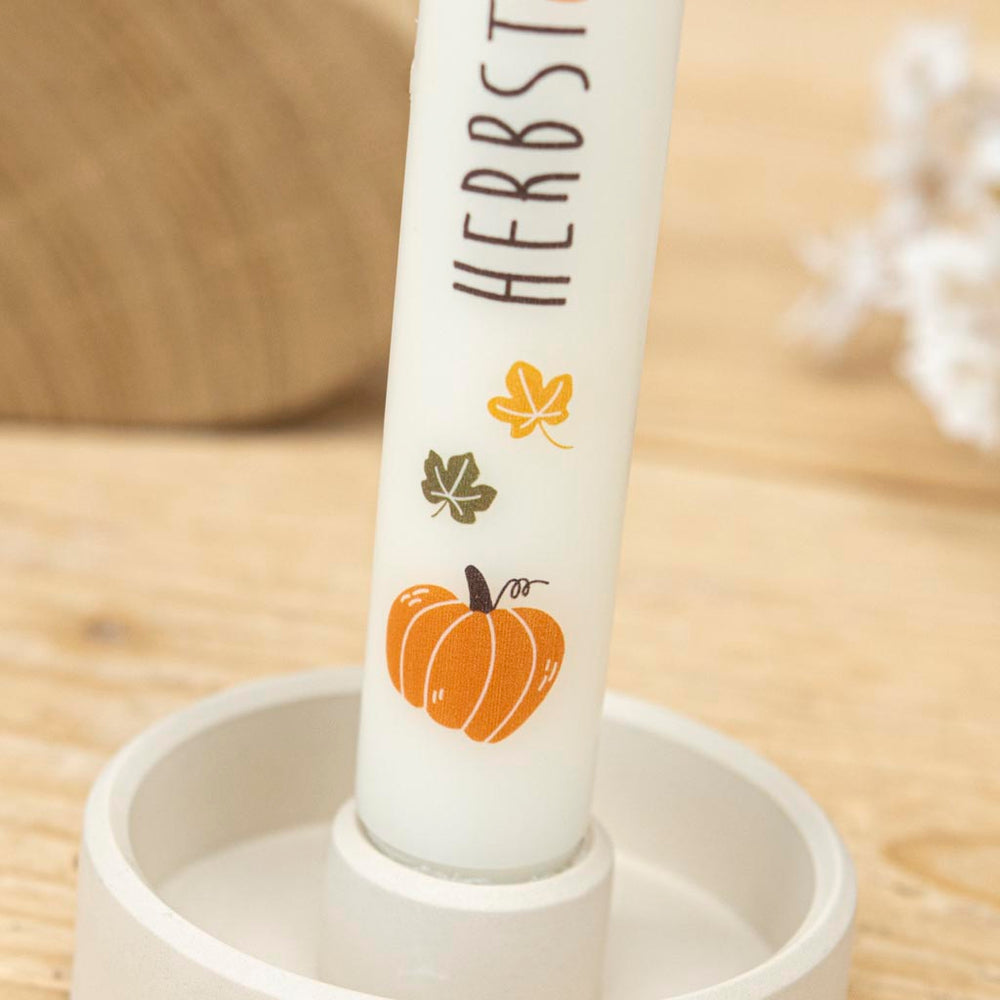 Stabkerze Kürbis für den Herbst mit dem Schriftzug Herbstlicht