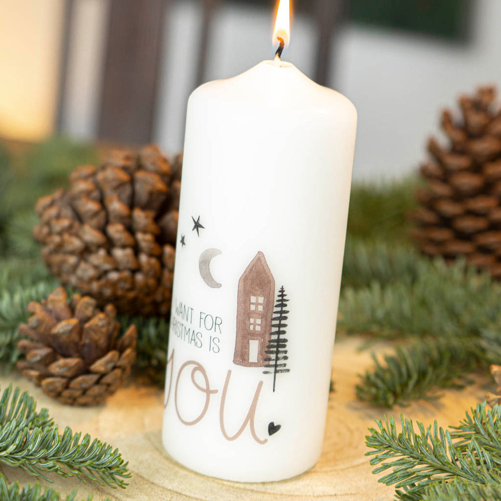 Weihnachtskerze Haus und Baum in modernen Farben