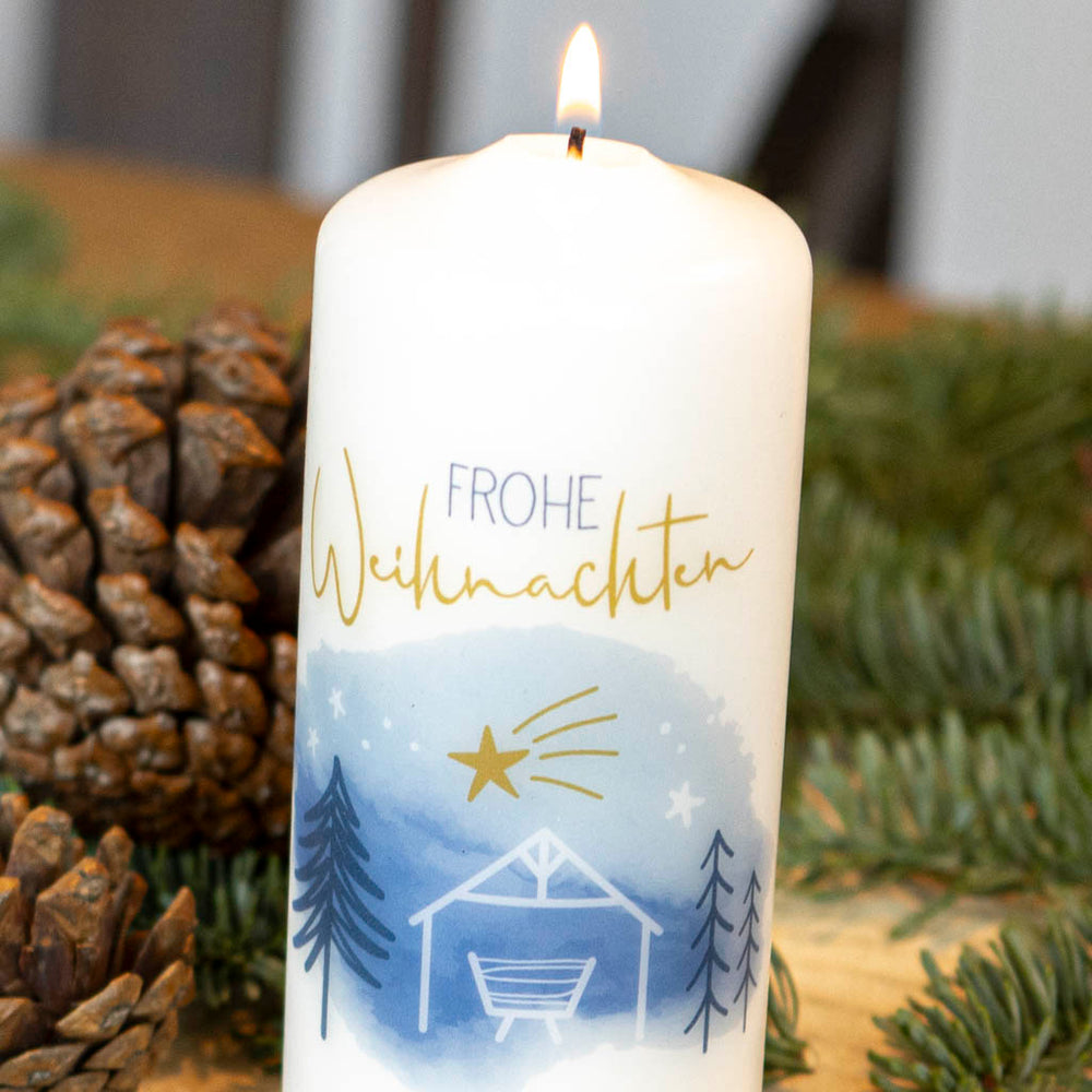 Weihnachtskerze Frohe Weihnachten mit Stern und Krippe