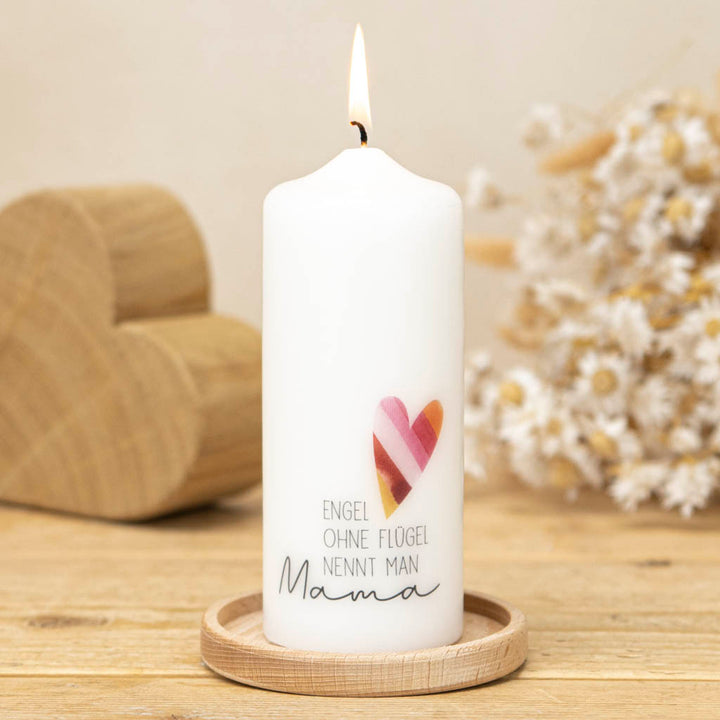 Muttertag Kerze mit Aquarell-Herz und Spruch Engel ohne Flügel nennt man Mama