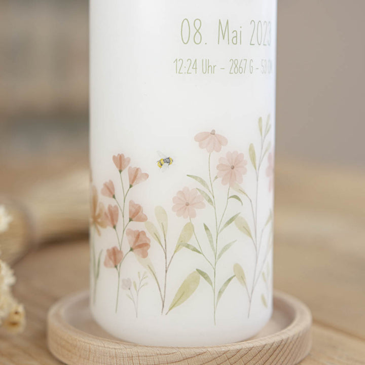 Blumenwiese als Geburtstagskerze