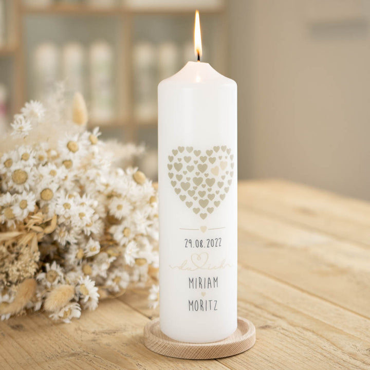 Hochzeitskerze mit Herzen in Goldtönen
