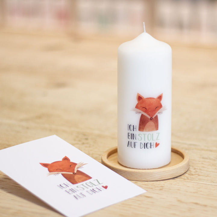 Geschenkkerze mit dem Aufdruck Ich bin stolz auf dich mit einem Fuchs