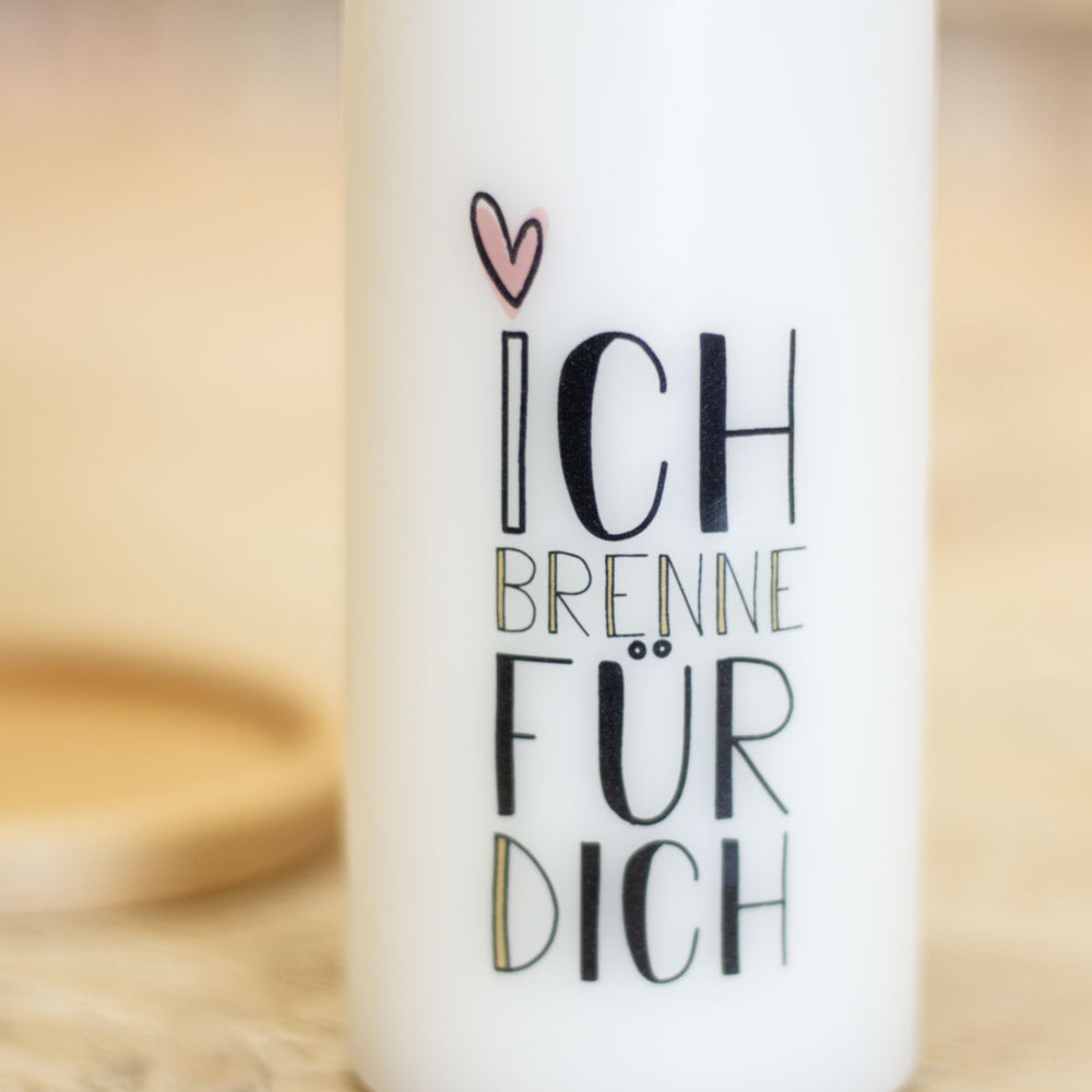 Geschenkkerze mit dem Aufdruck Ich brenne für dich