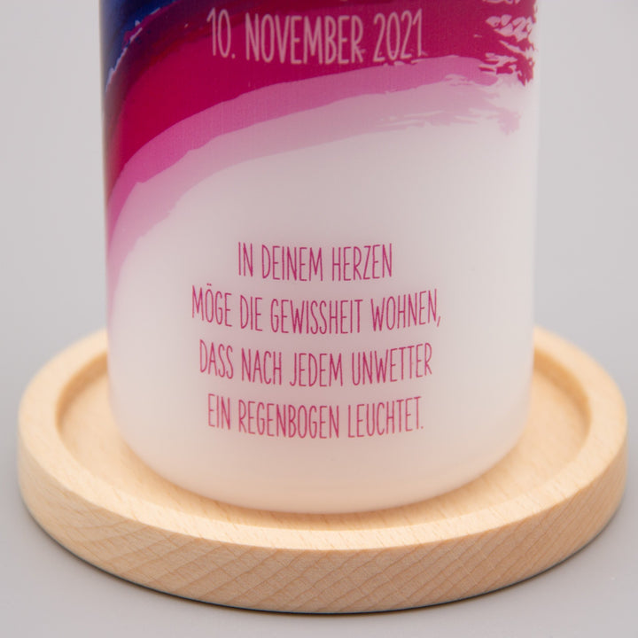 Taufkerze Regenbogen Emilia mit Taufspruch