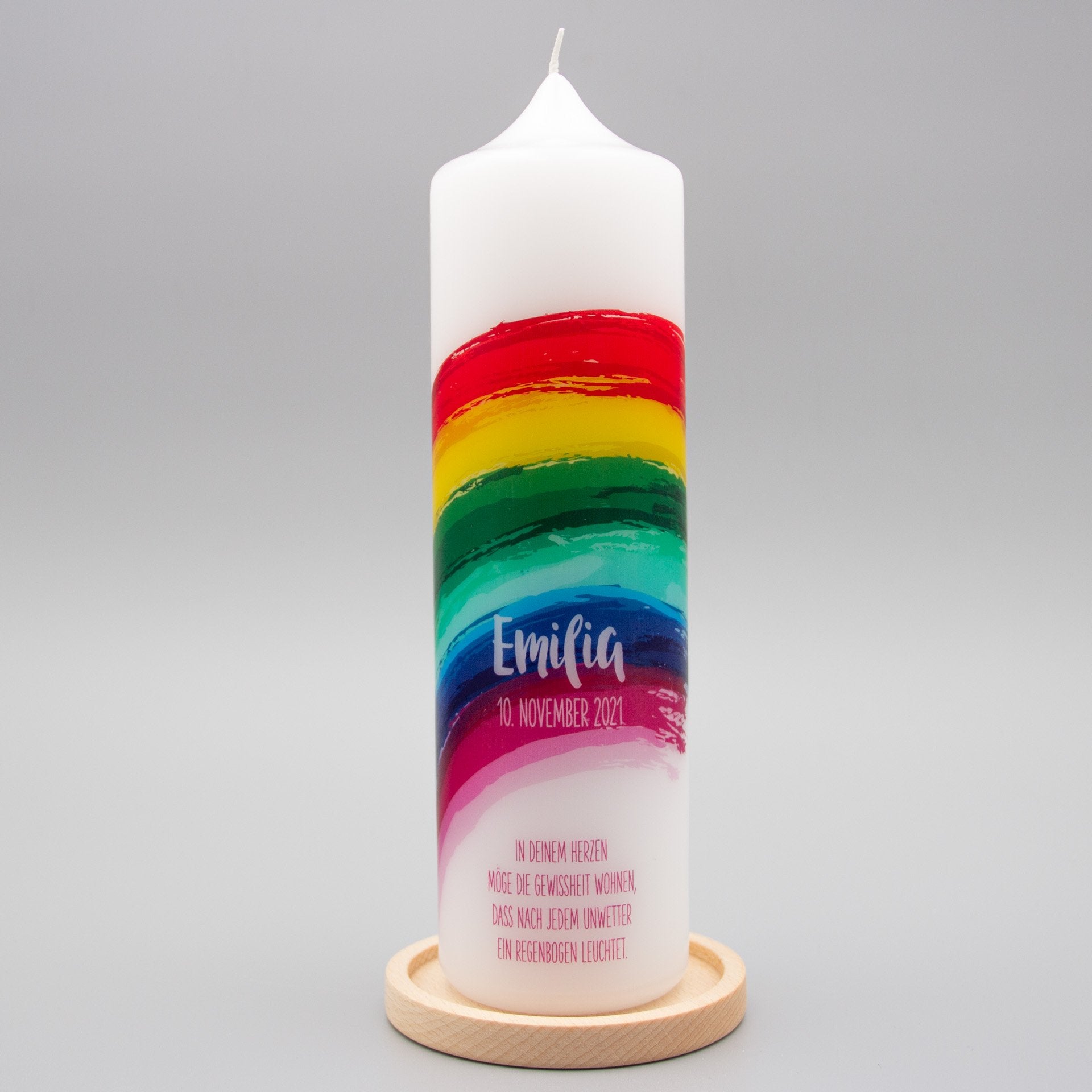 Taufkerze Regenbogen Emilia mit Kerzenhalter aus Holz